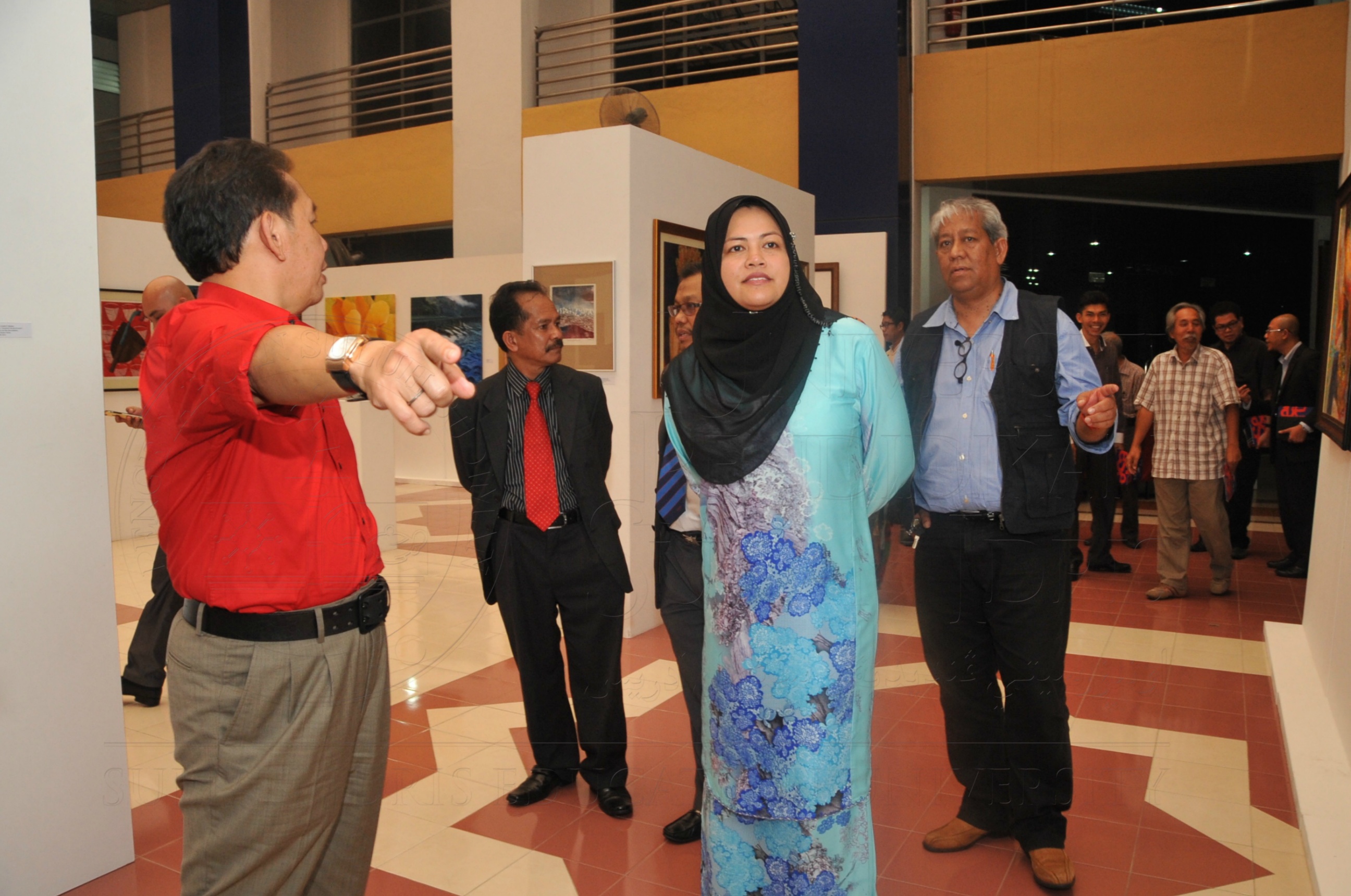 PRO15 173 ESE HAS 2425